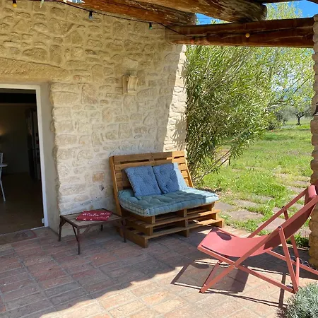 Des Amis Domaine De Mas Caron Caromb