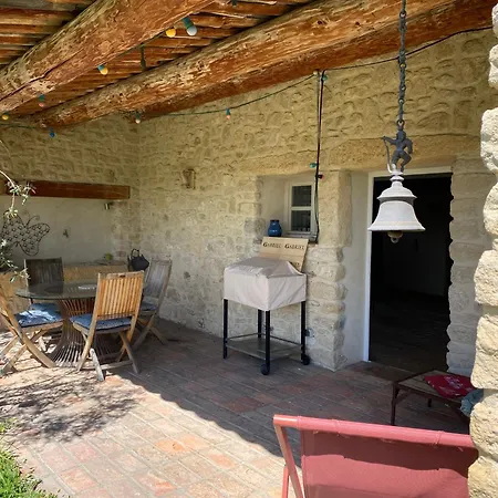 Des Amis Domaine De Mas Caron Caromb